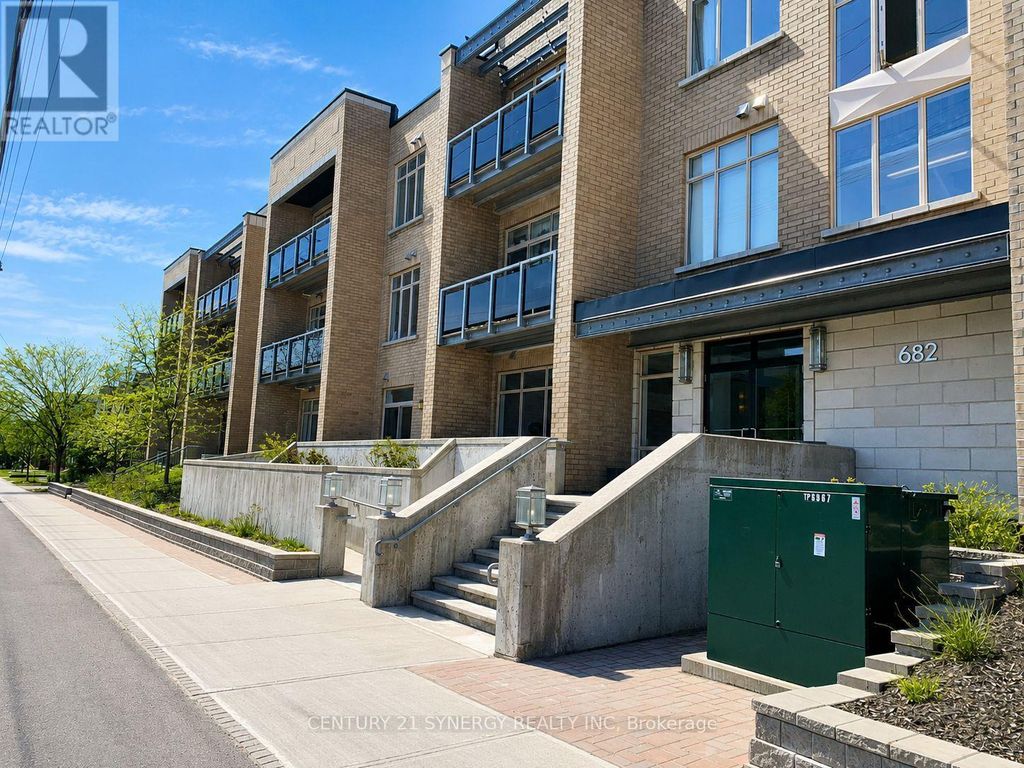 209 - 682 Churchill Avenue N, Ottawa