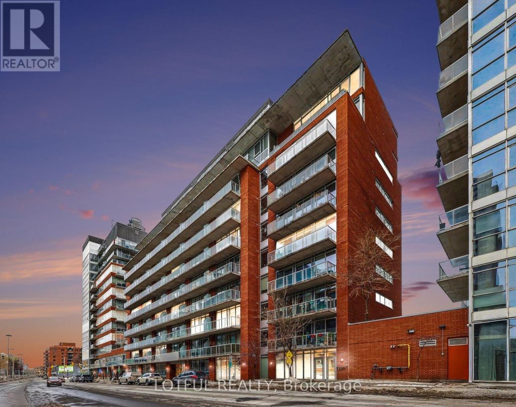 201 - 383 Cumberland Street, Ottawa