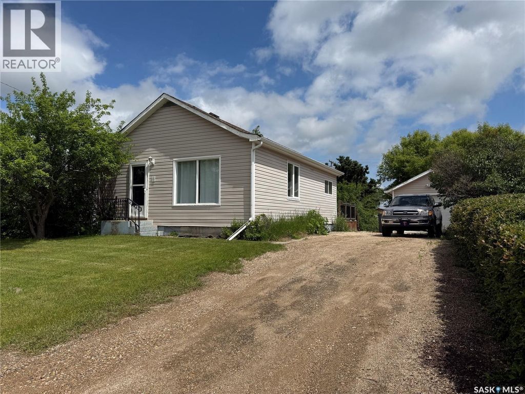 390 Alberta Street, Melville