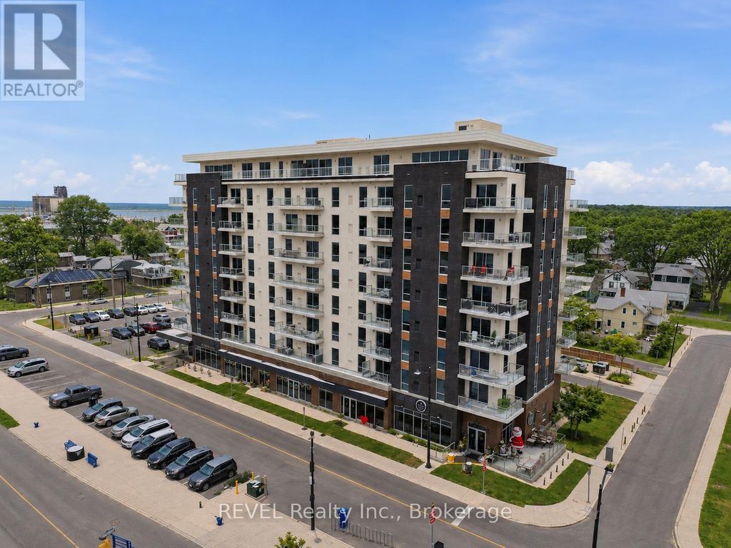 605 - 118 West Street, Port Colborne (sugarloaf)