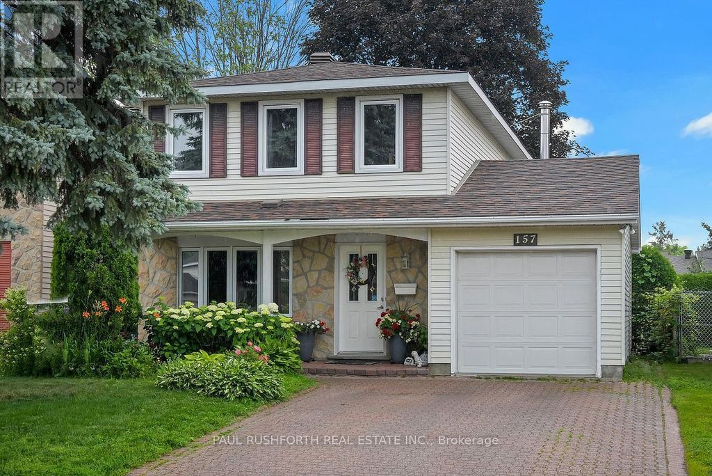 157 Craig Henry Drive, Ottawa