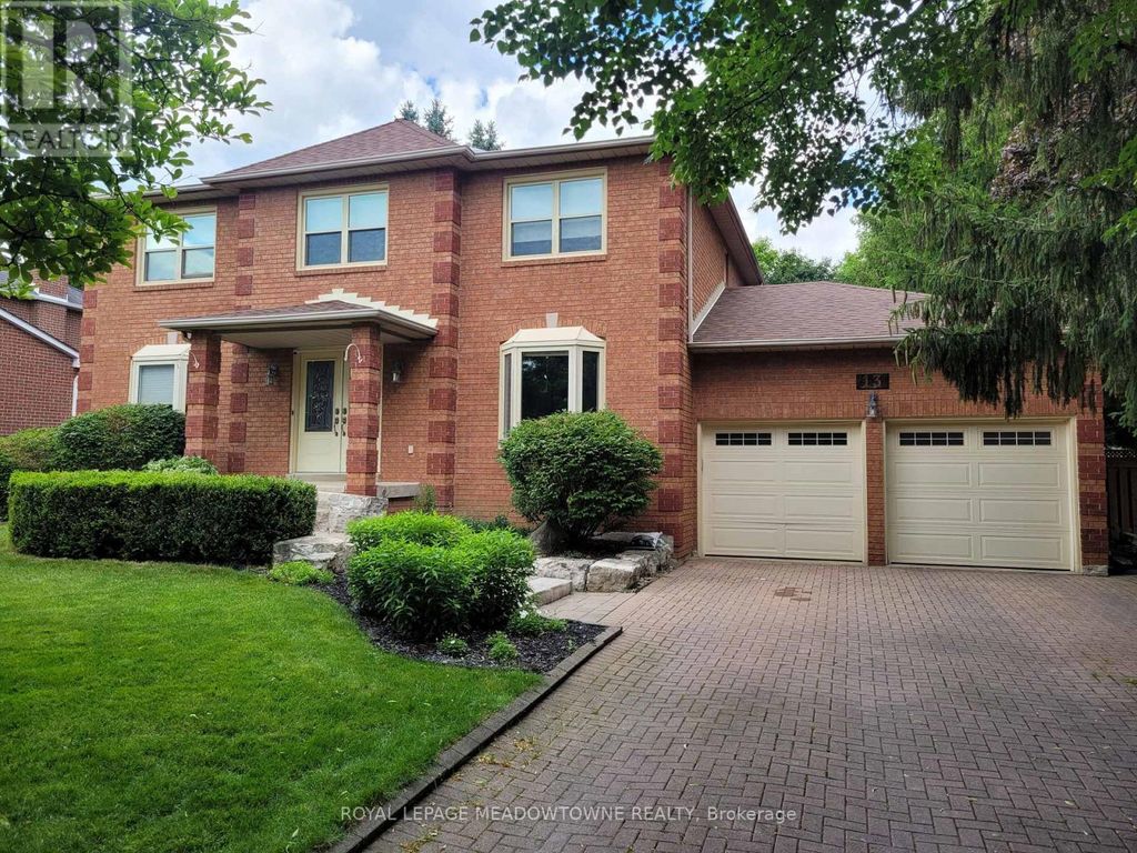 13 Mckee Drive, Caledon (caledon East)