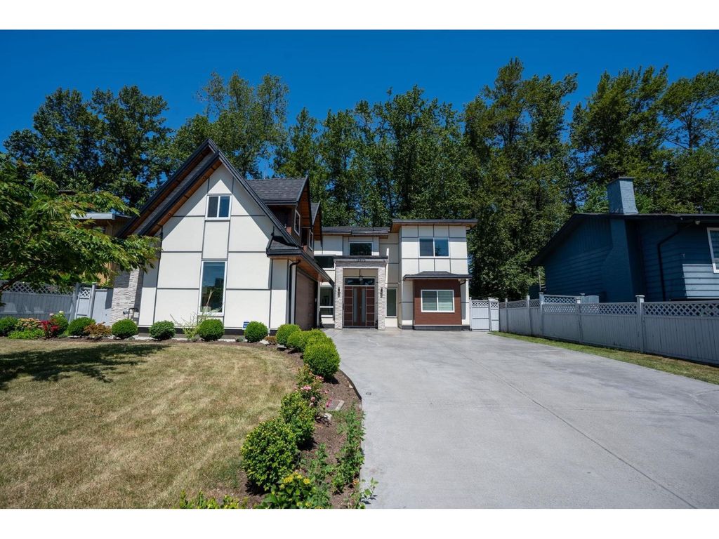 12973 Glengarry Crescent, Surrey