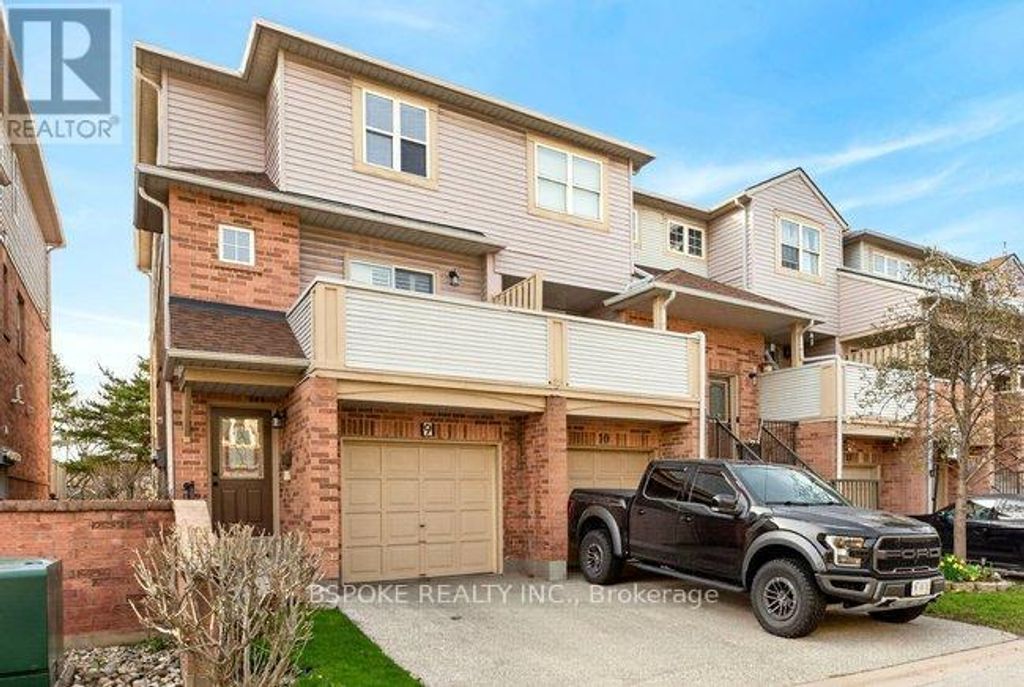 9 - 2531 Northampton Boulevard, Burlington (headon)