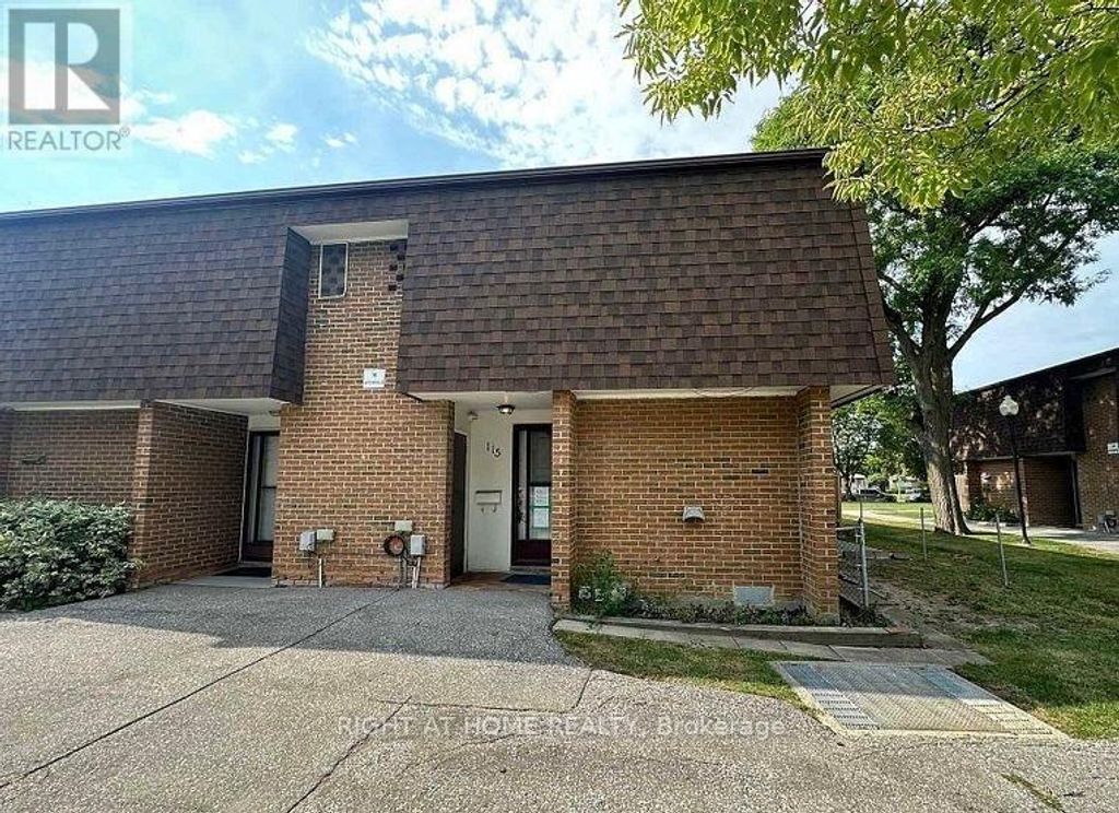 115 - 16 Litchfield Court, Toronto (west Humber-Clairville)