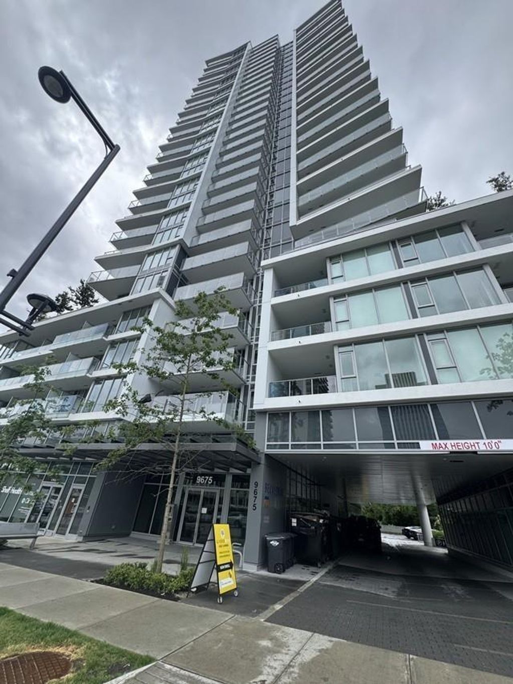 1108 9675 King George Boulevard, Surrey