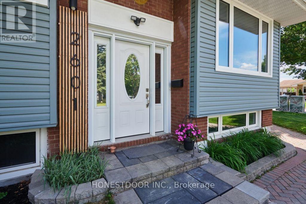 2601 Needham Crescent, Ottawa