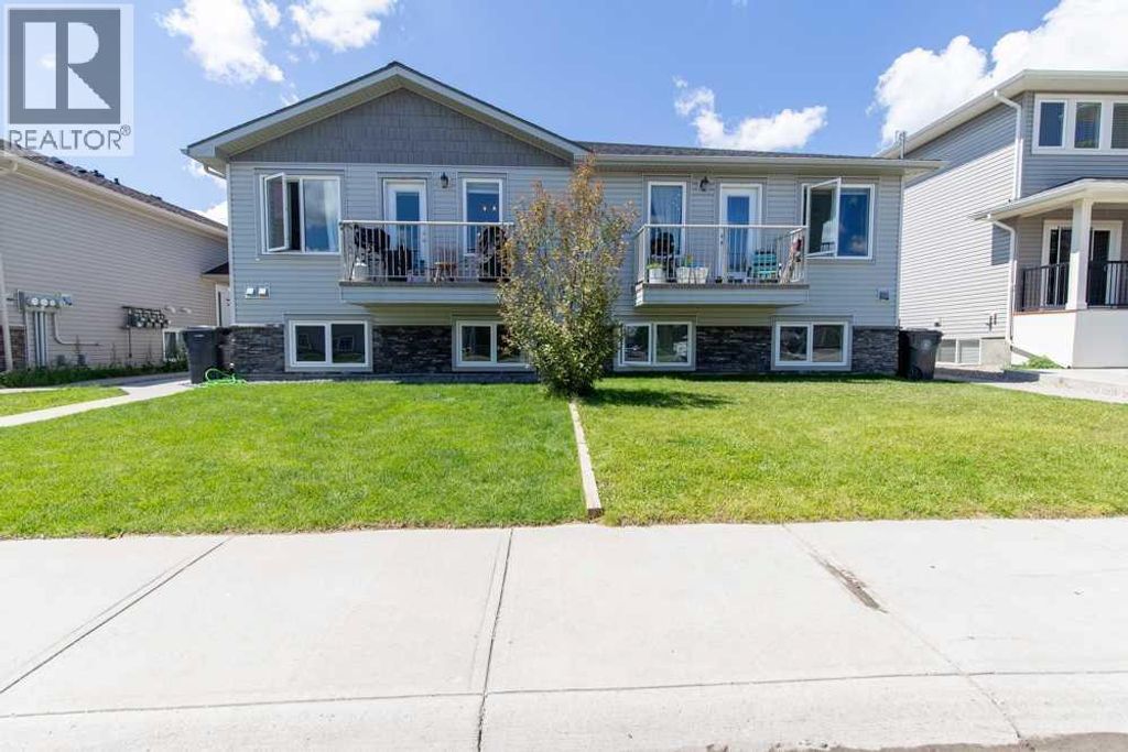 1, 4406 Lake Drive, Coalhurst