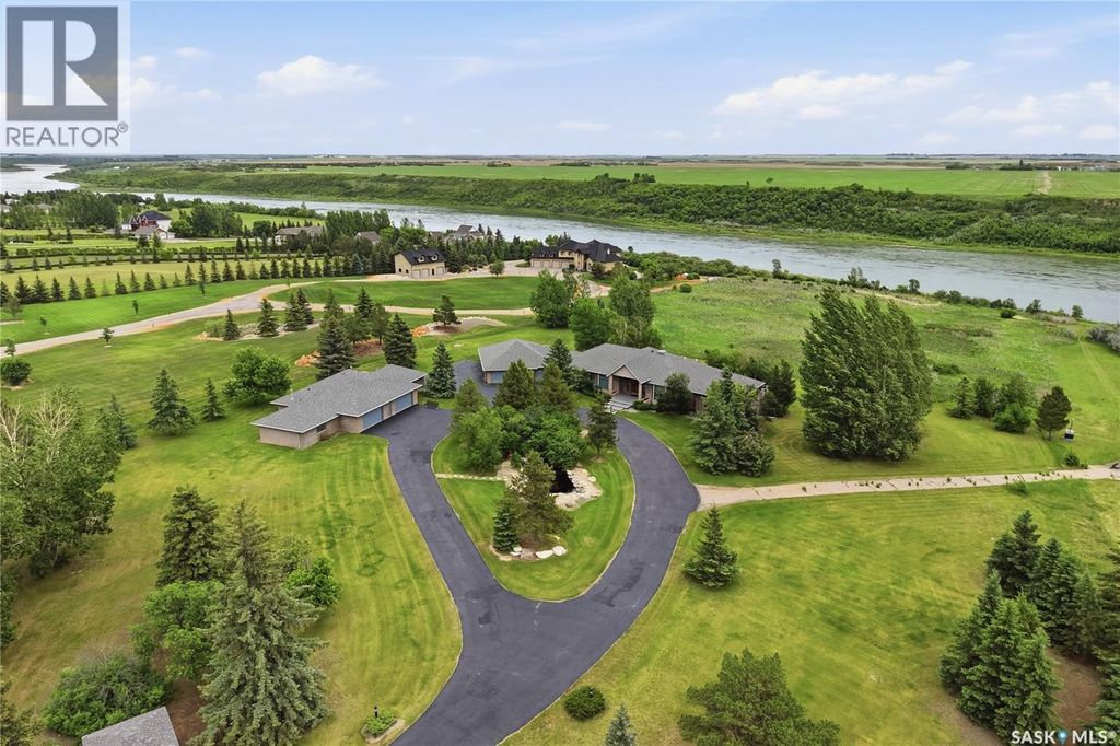 48 Cathedral Bluffs Road, Corman Park Rm No. 344