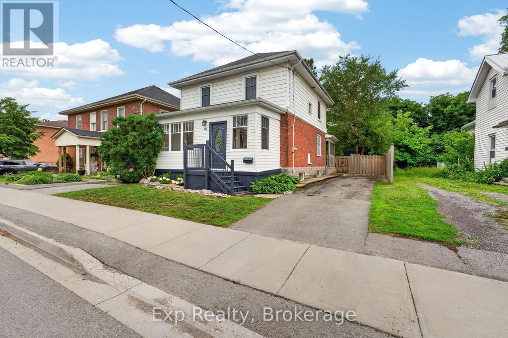 98 Cedar Street, Belleville (belleville Ward)