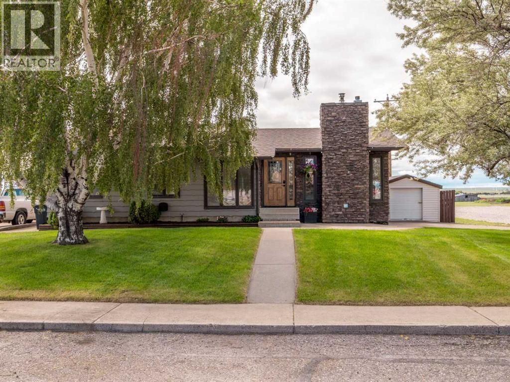 506 10 Street, Fort Macleod
