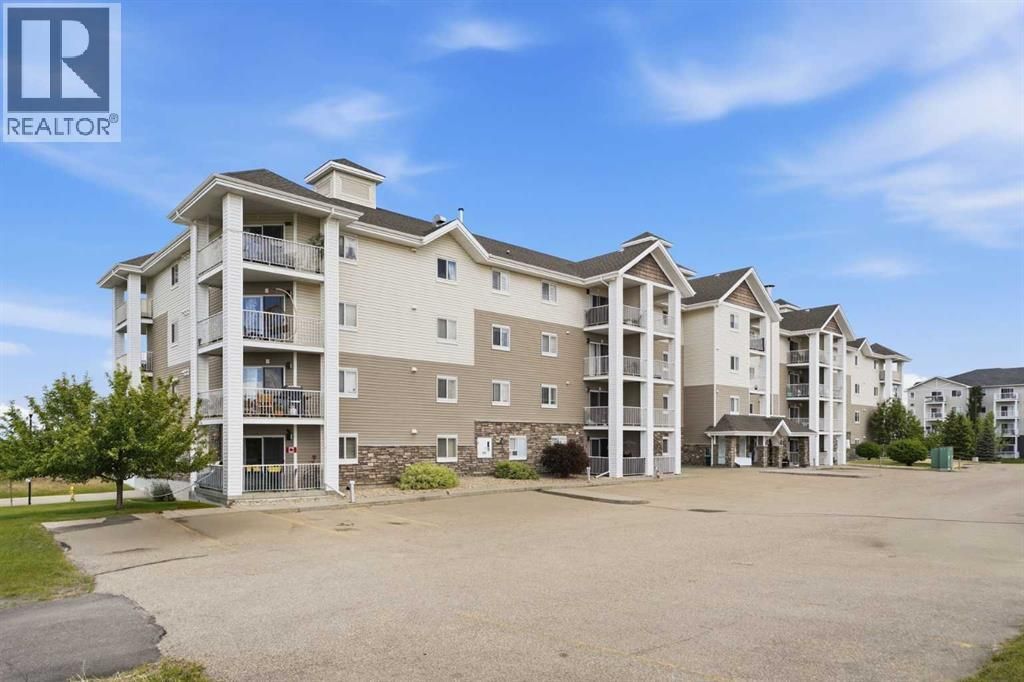 310, 3 Broadway Rise, Sylvan Lake