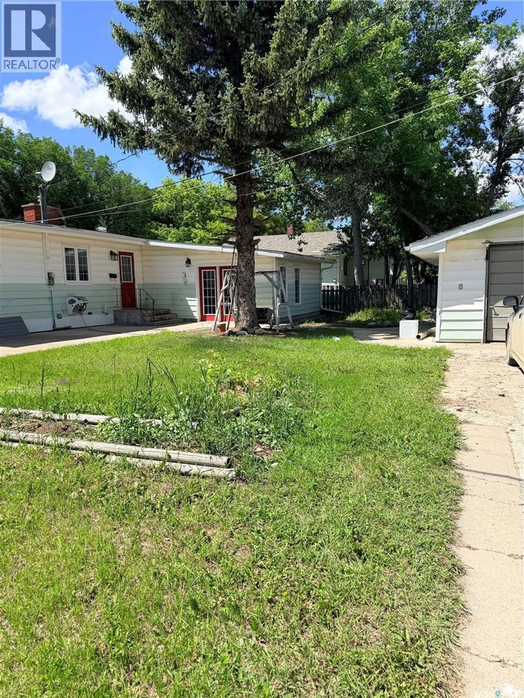 706 3rd Street E, Shaunavon