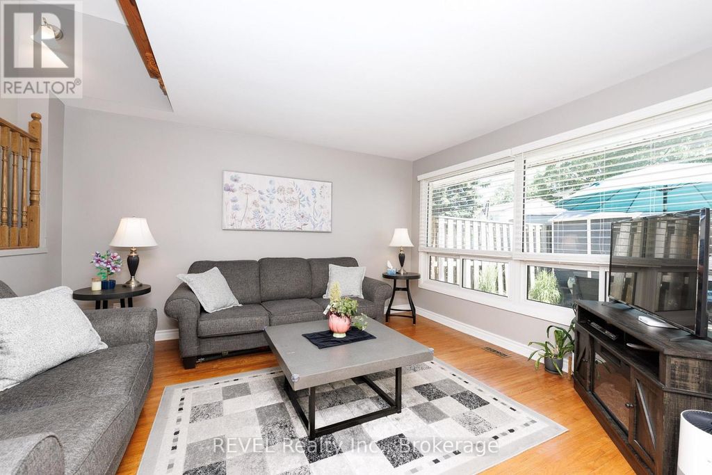 104 - 5 Woodlawn Court, Grimsby (grimsby Beach)