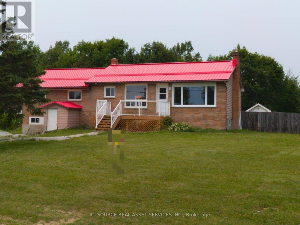 2416 Hwy 542, Central Manitoulin