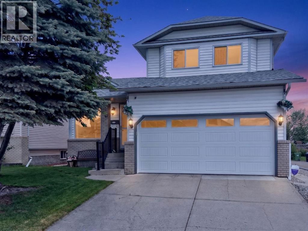 70 Pasadena Gardens Ne, Calgary
