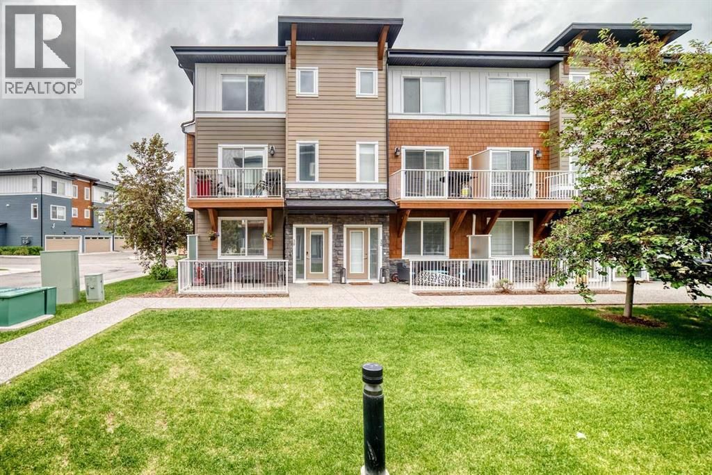 30, 111 Rainbow Falls Gate, Chestermere