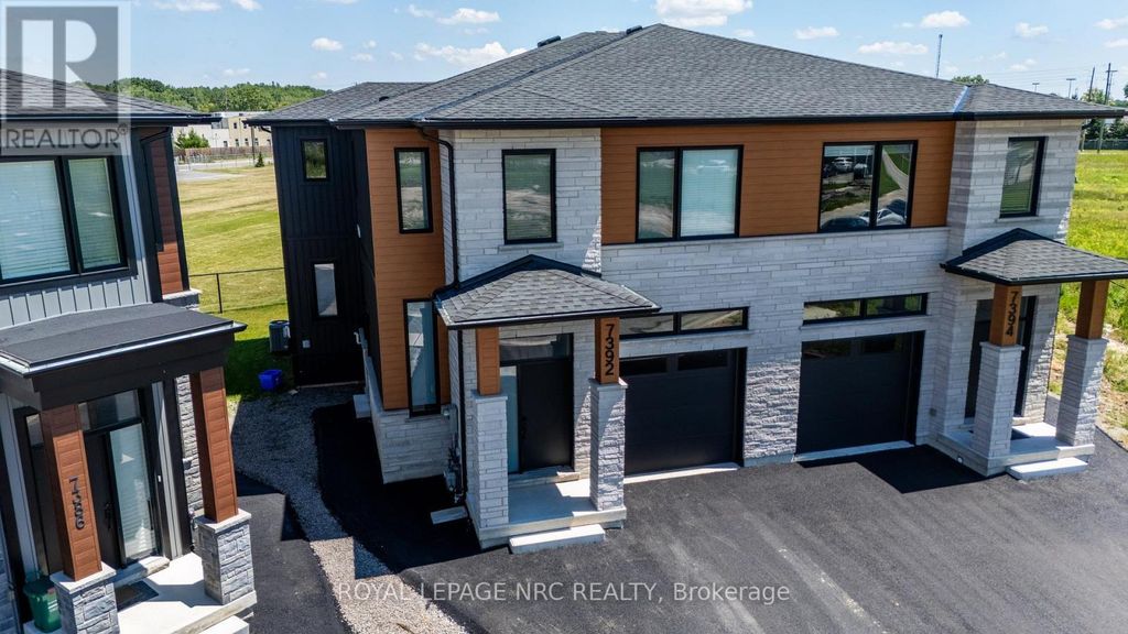 7392 Splendour Drive, Niagara Falls (brown)