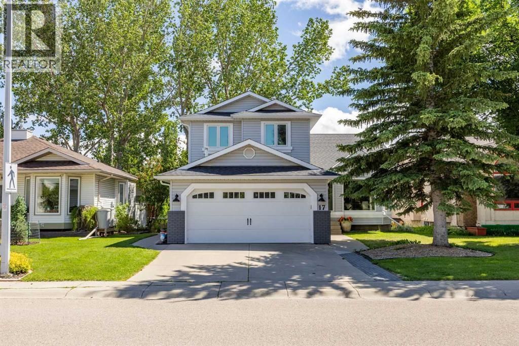 17 Sunset Crescent, Okotoks