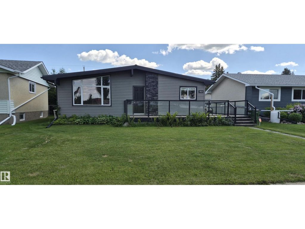 10523 105 St, Westlock