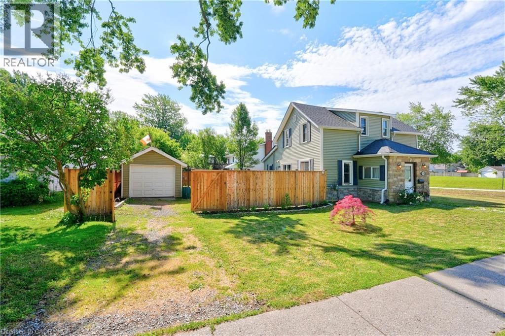 503 John Street, Dunnville