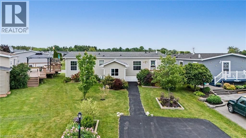 4 Hickory Hollow, Nanticoke