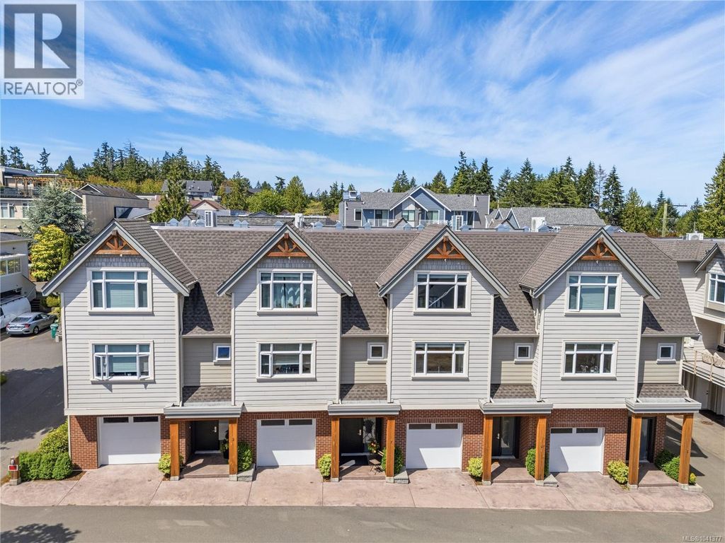 6 180 First Ave W, Qualicum Beach