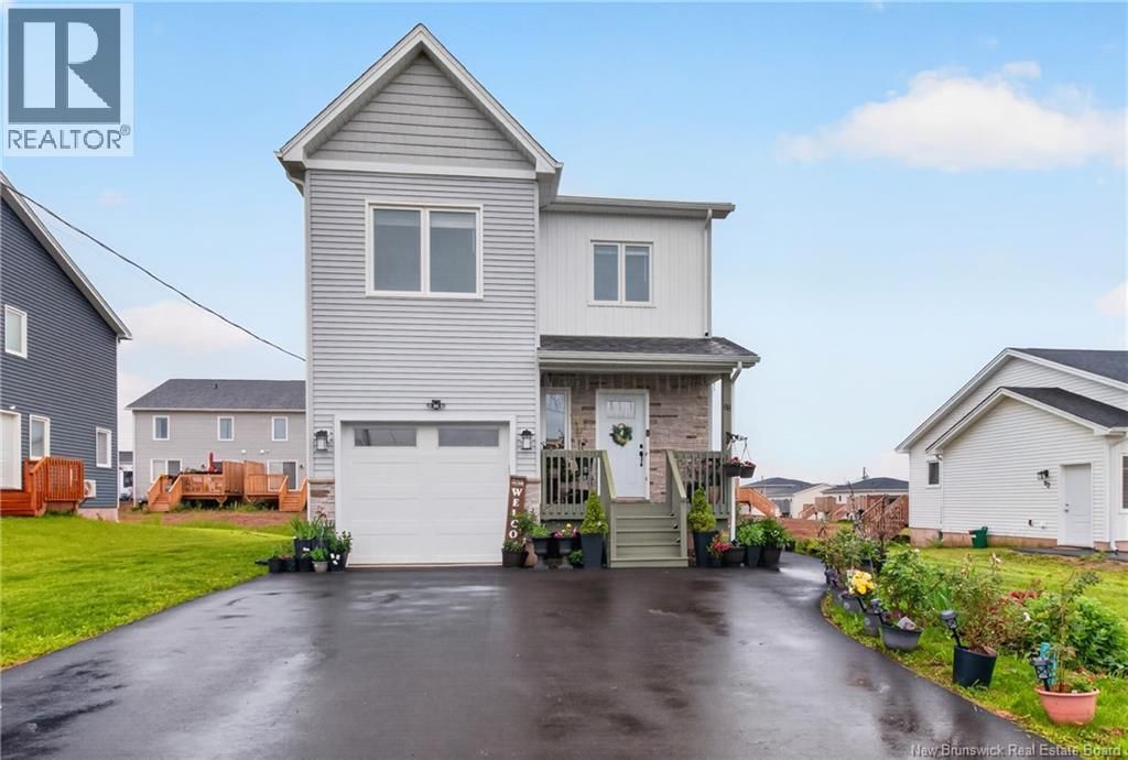 88 Macintosh Boulevard, Moncton