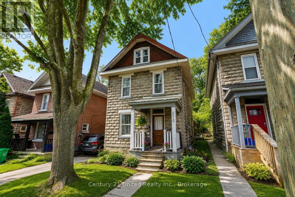 575 Bethune Street, Peterborough (town Ward 3)