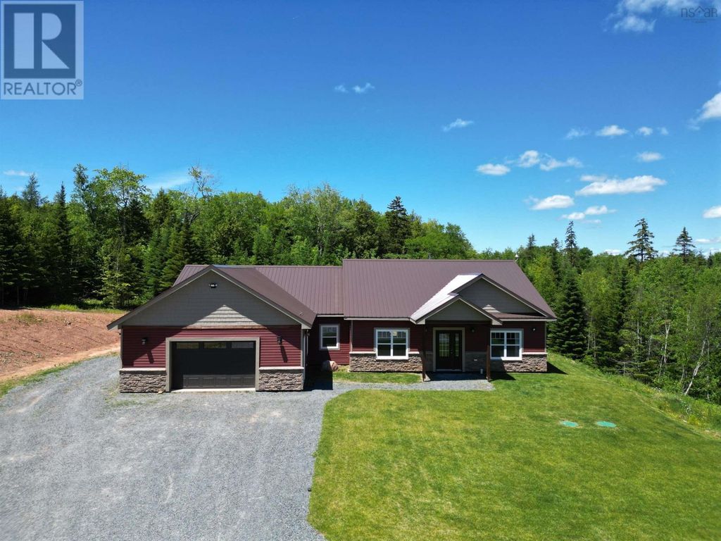 1020 Shortts Lake West Road, Shortts Lake