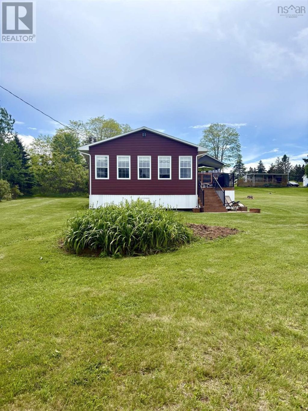 J 51 First Avenue, Tennecape
