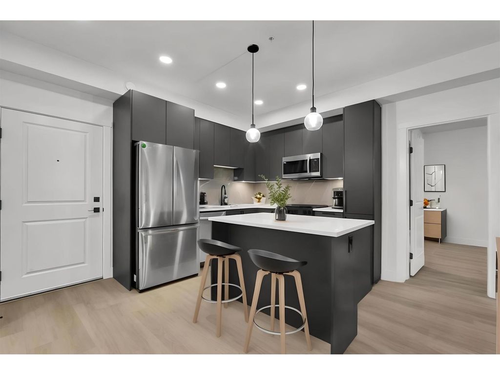 102 3480 146a Street, Surrey