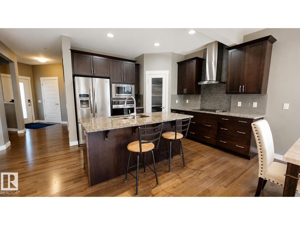 110 Meadowland Wy, Spruce Grove