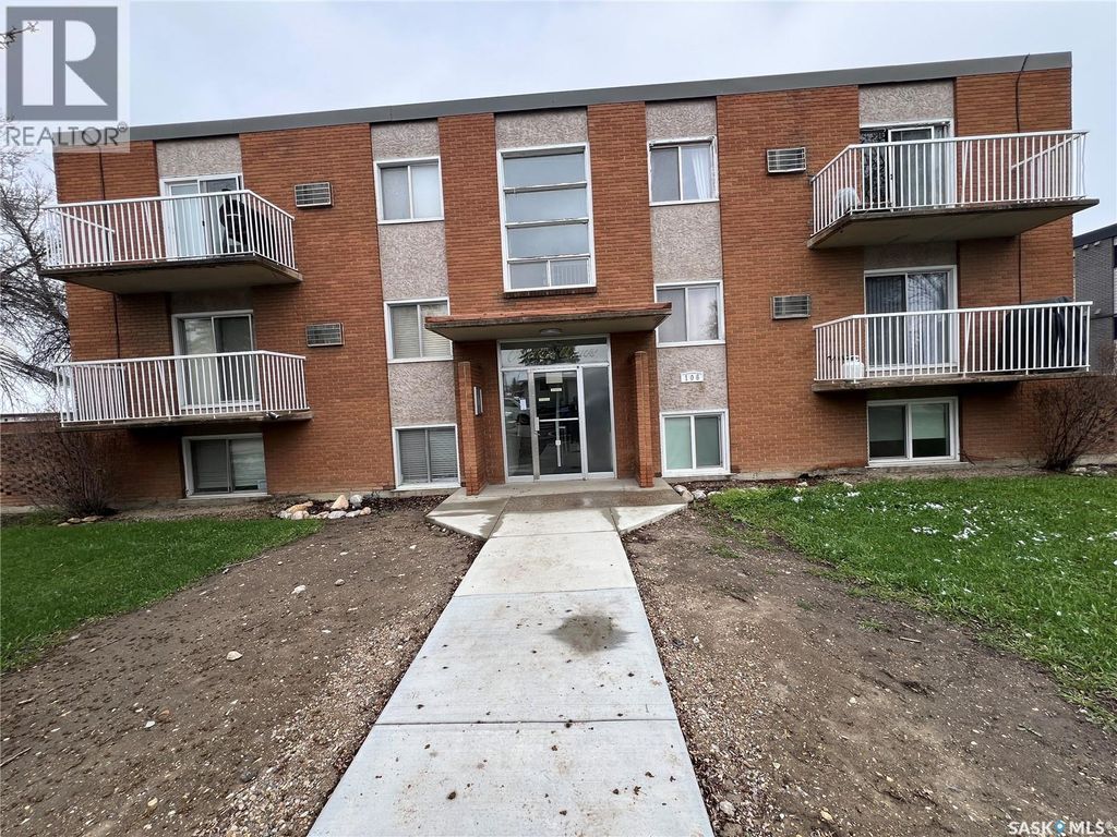 25 106 104th Street W, Saskatoon