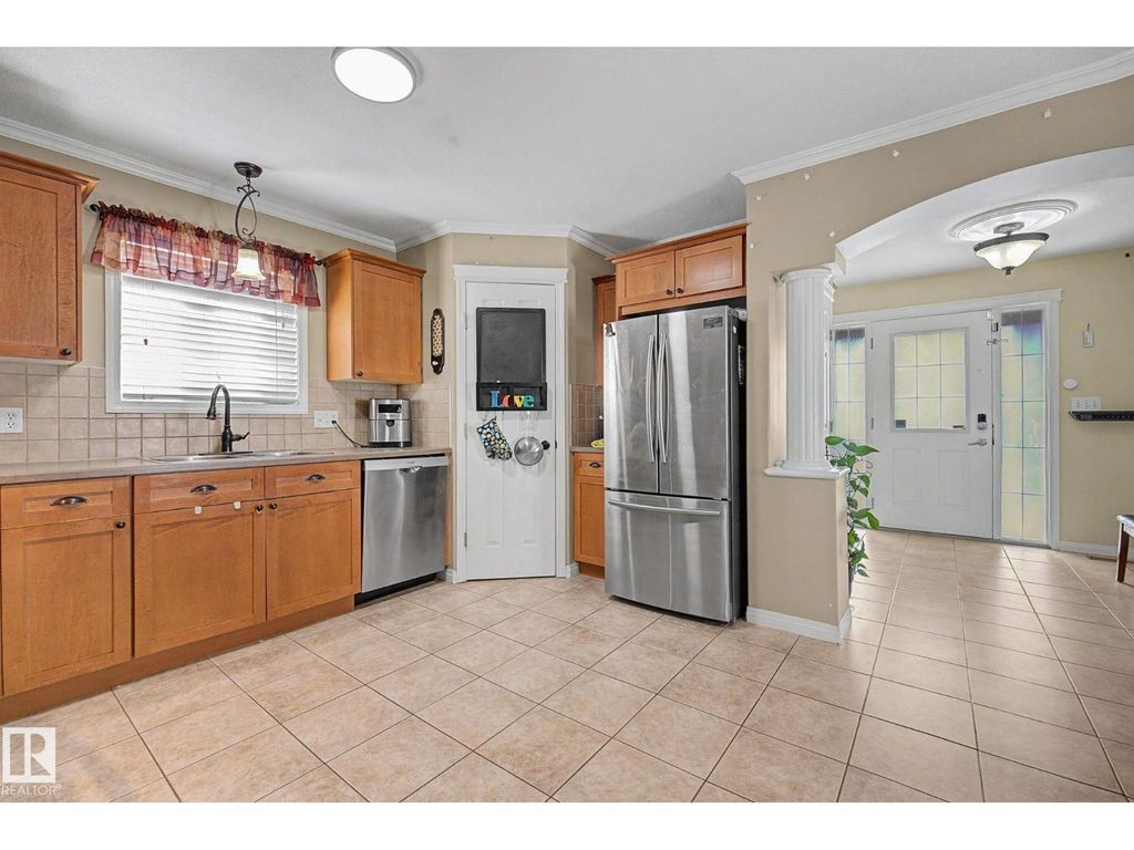 15619 45 St Nw, Edmonton