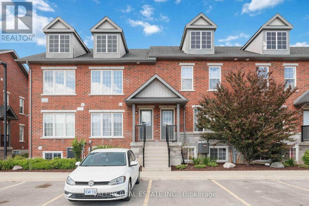 7 - 250 Penetanguishene Road, Barrie (georgian Drive)