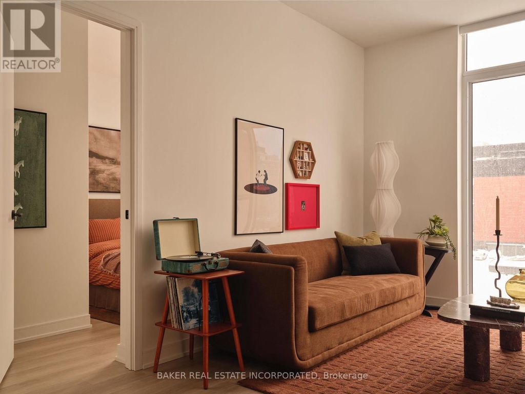 1007 - 65 Trinity Street, Toronto (waterfront Communities)