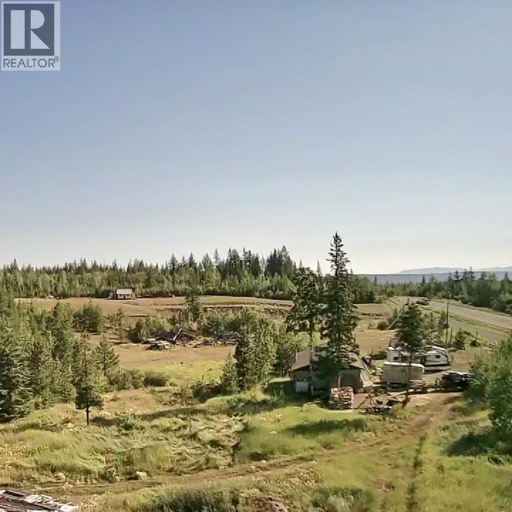 6796 Keene Road, 100 Mile House
