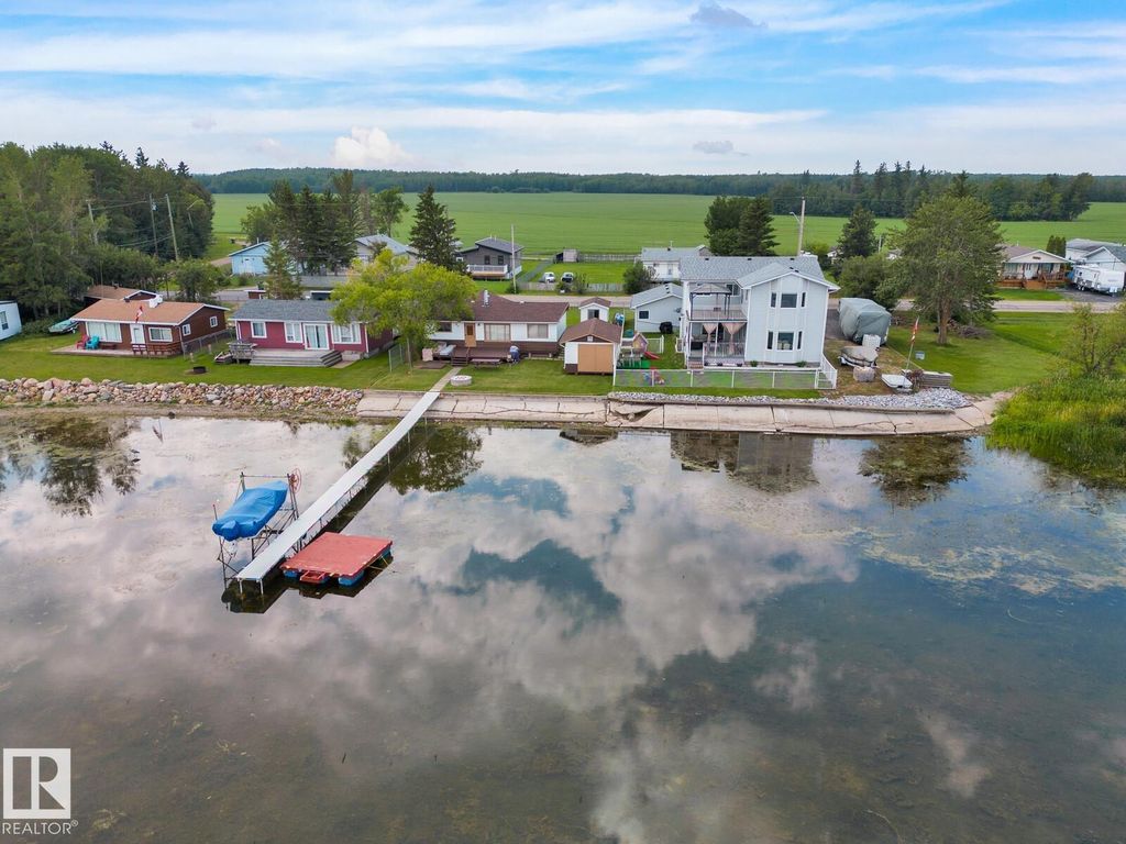 6510 50 Av, Rural Lac Ste. Anne County