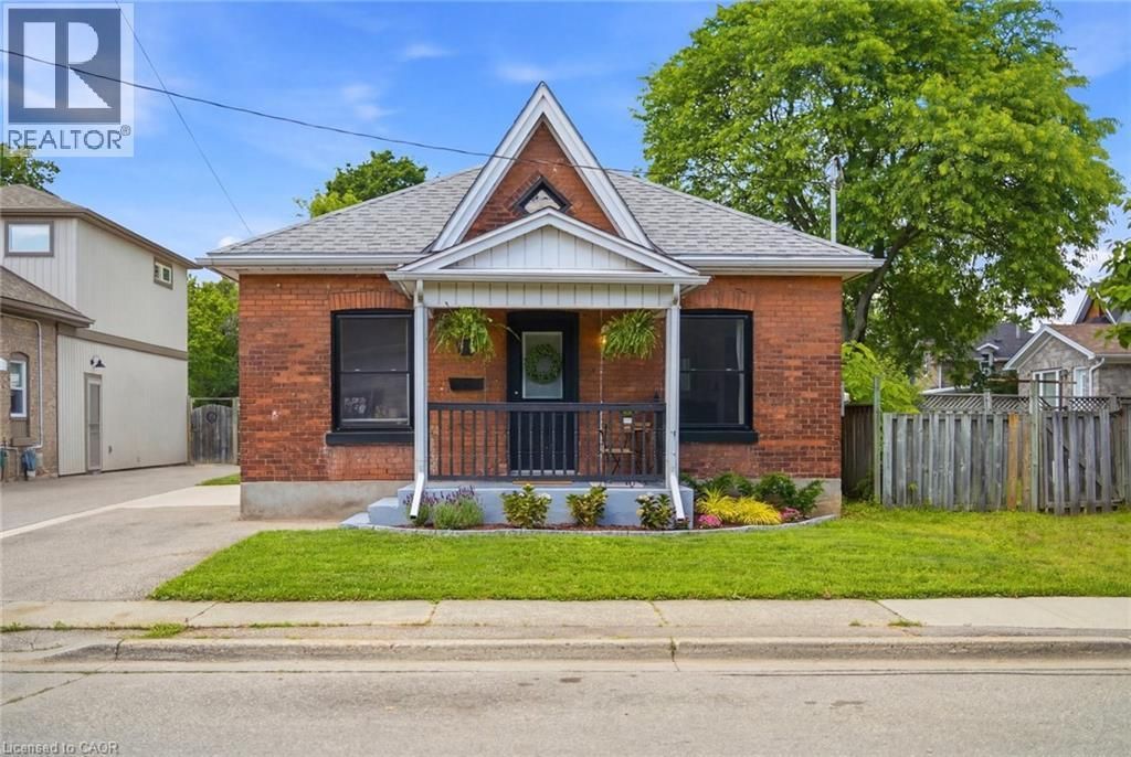 112 Sydenham Street, Brantford