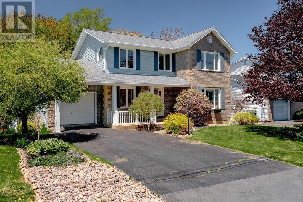8 Capistrano Drive, Dartmouth