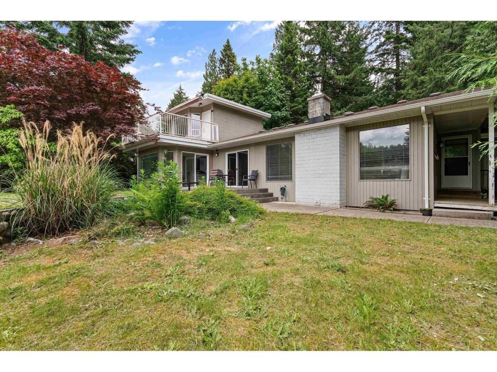 100 Robertson Crescent|hope, Hope