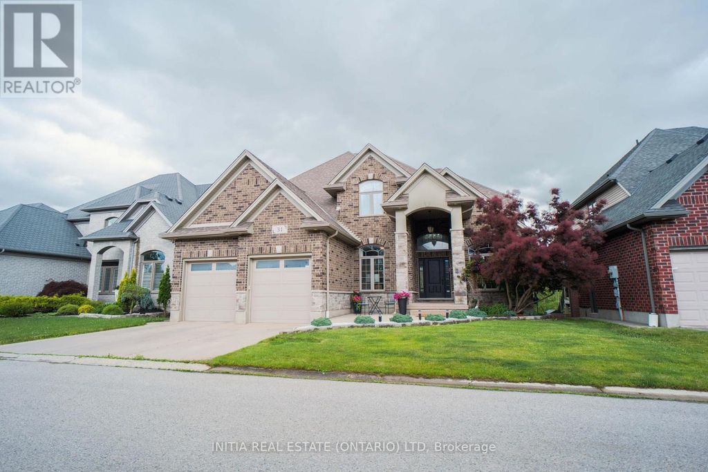 31 - 515 Skyline Avenue, London North (north B)