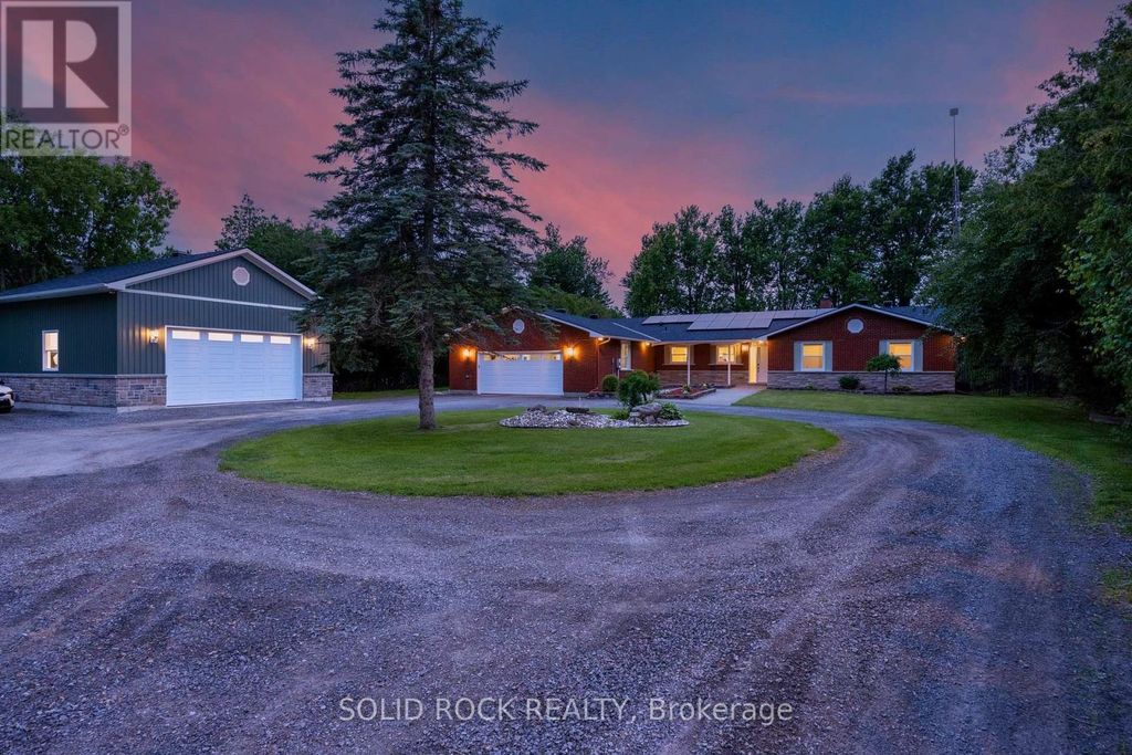 3710 River Road, North Grenville