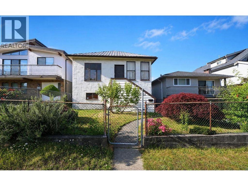 2354 E 33rd Avenue, Vancouver