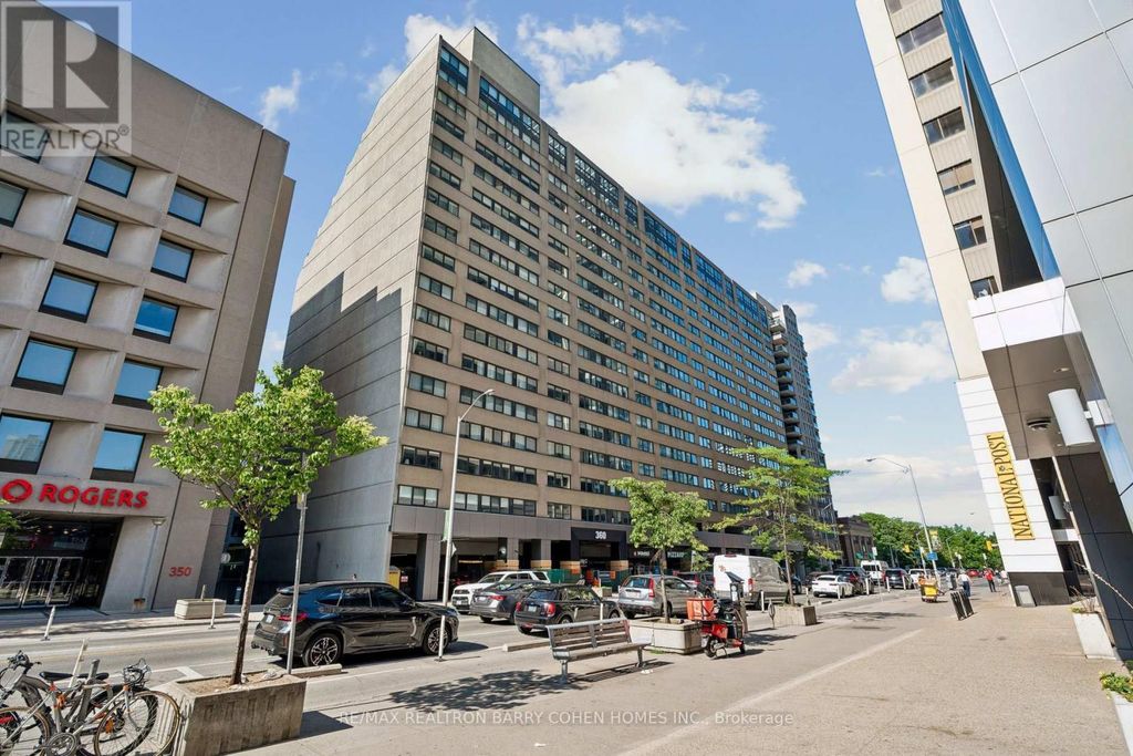 301 - 360 Bloor Street E, Toronto (rosedale-Moore Park)
