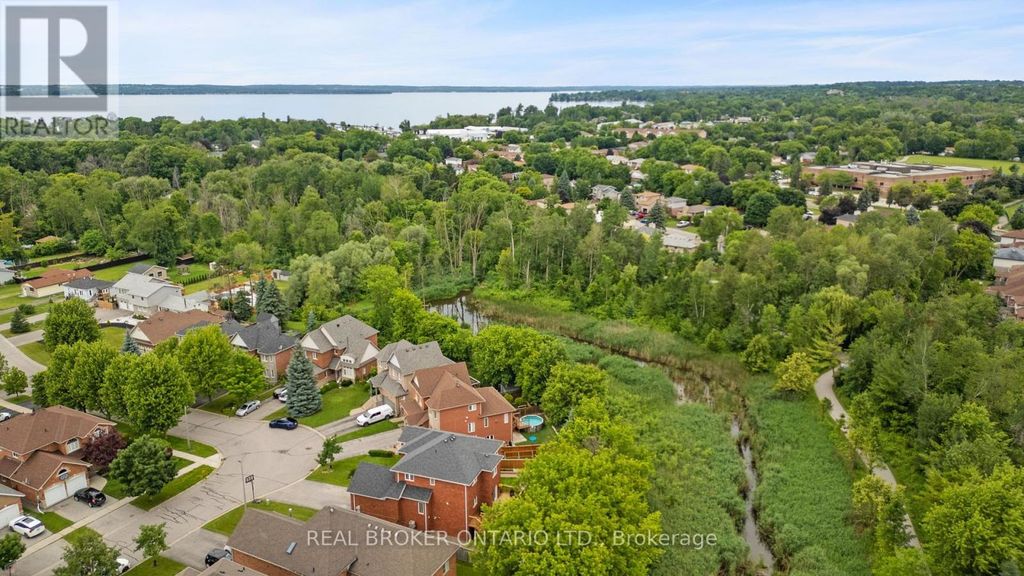 118 Bayview Avenue, Georgina (keswick South)