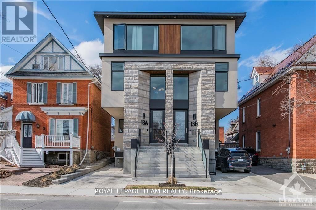 2 - 13b Fifth Avenue, Ottawa