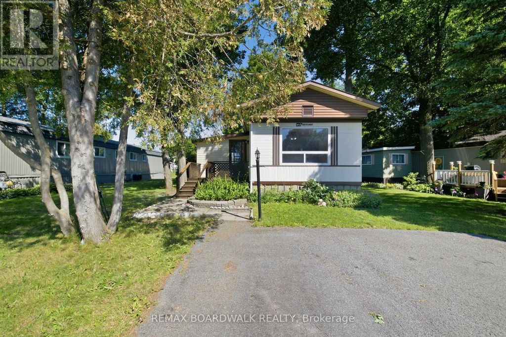 516 Maplegrove Road, Carleton Place