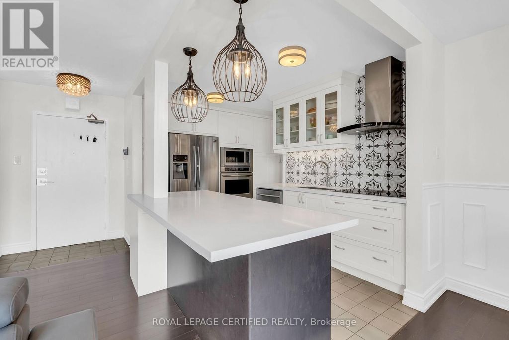 1402 - 3170 Kirwin Avenue, Mississauga (cooksville)